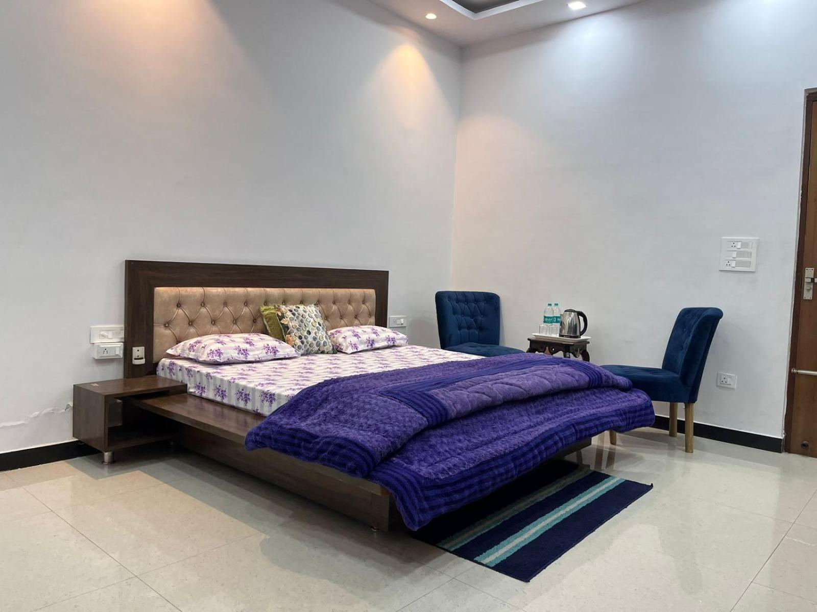 Shreshth Home Stay - Best Family Accommodation - 3Km From Har Ki Pauri, Haridwar, Uttarakhand ภายนอก รูปภาพ