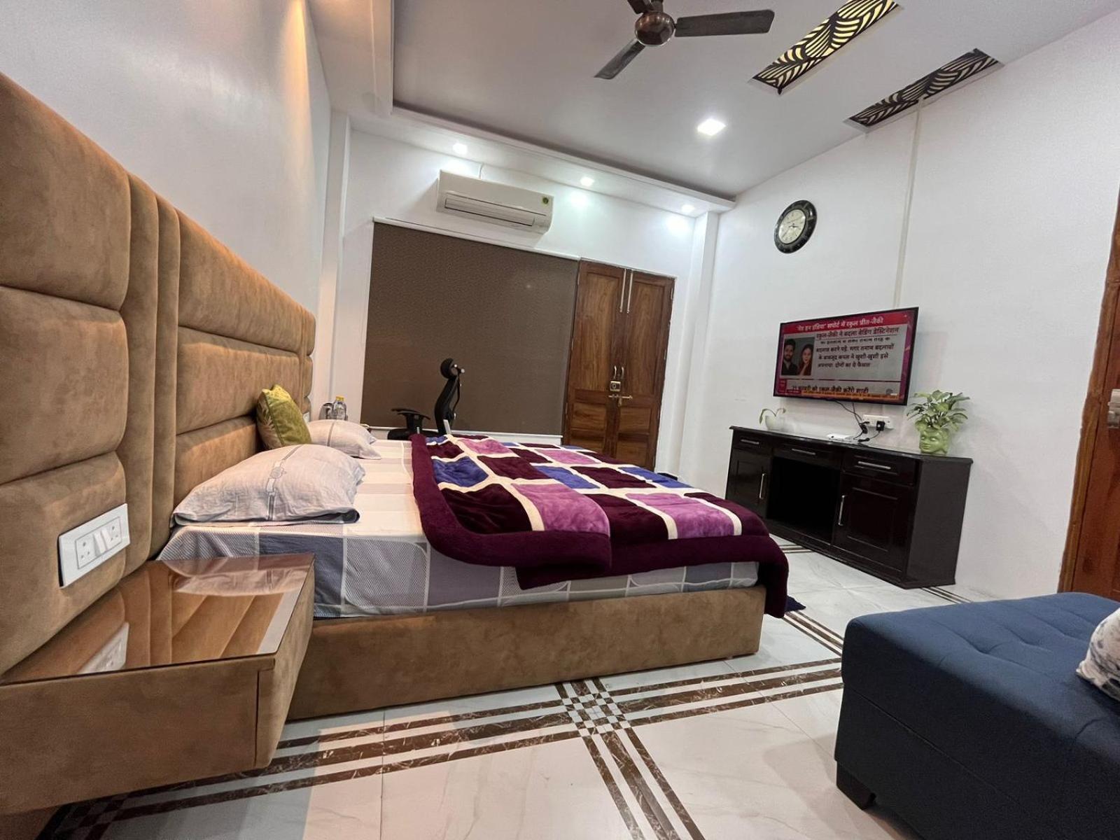 Shreshth Home Stay - Best Family Accommodation - 3Km From Har Ki Pauri, Haridwar, Uttarakhand ภายนอก รูปภาพ